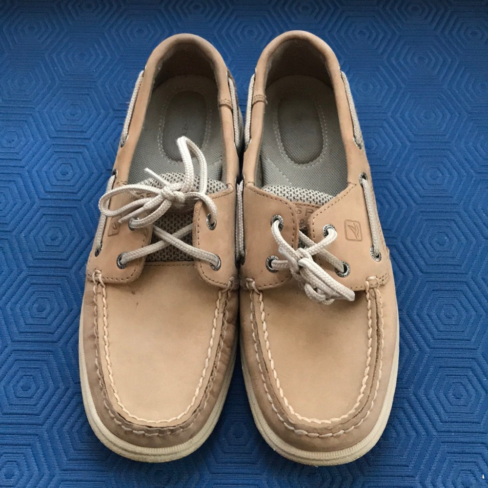 Sperrys size 6.5